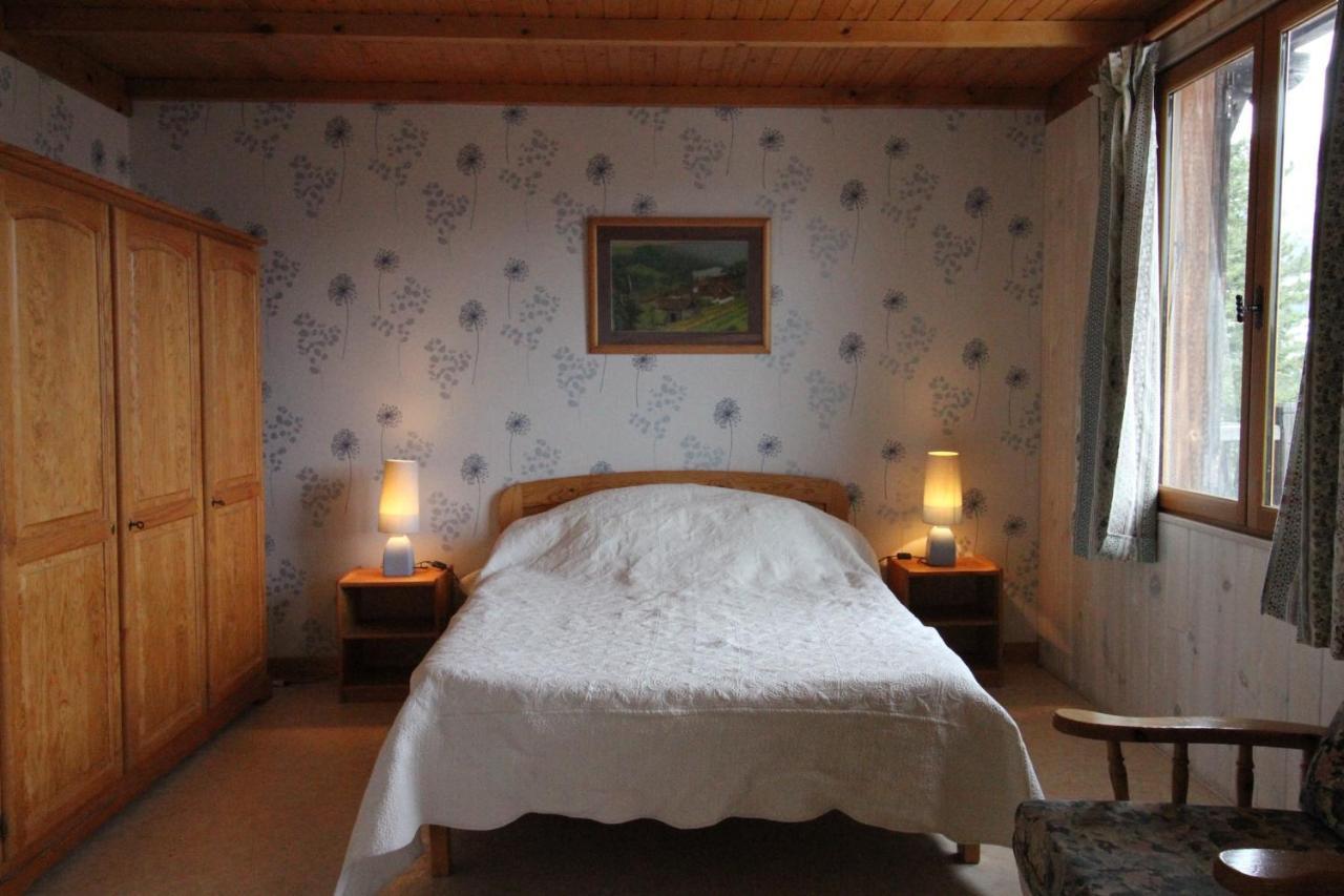 Le Vieux Chalet Bed and Breakfast Embrun Exteriör bild